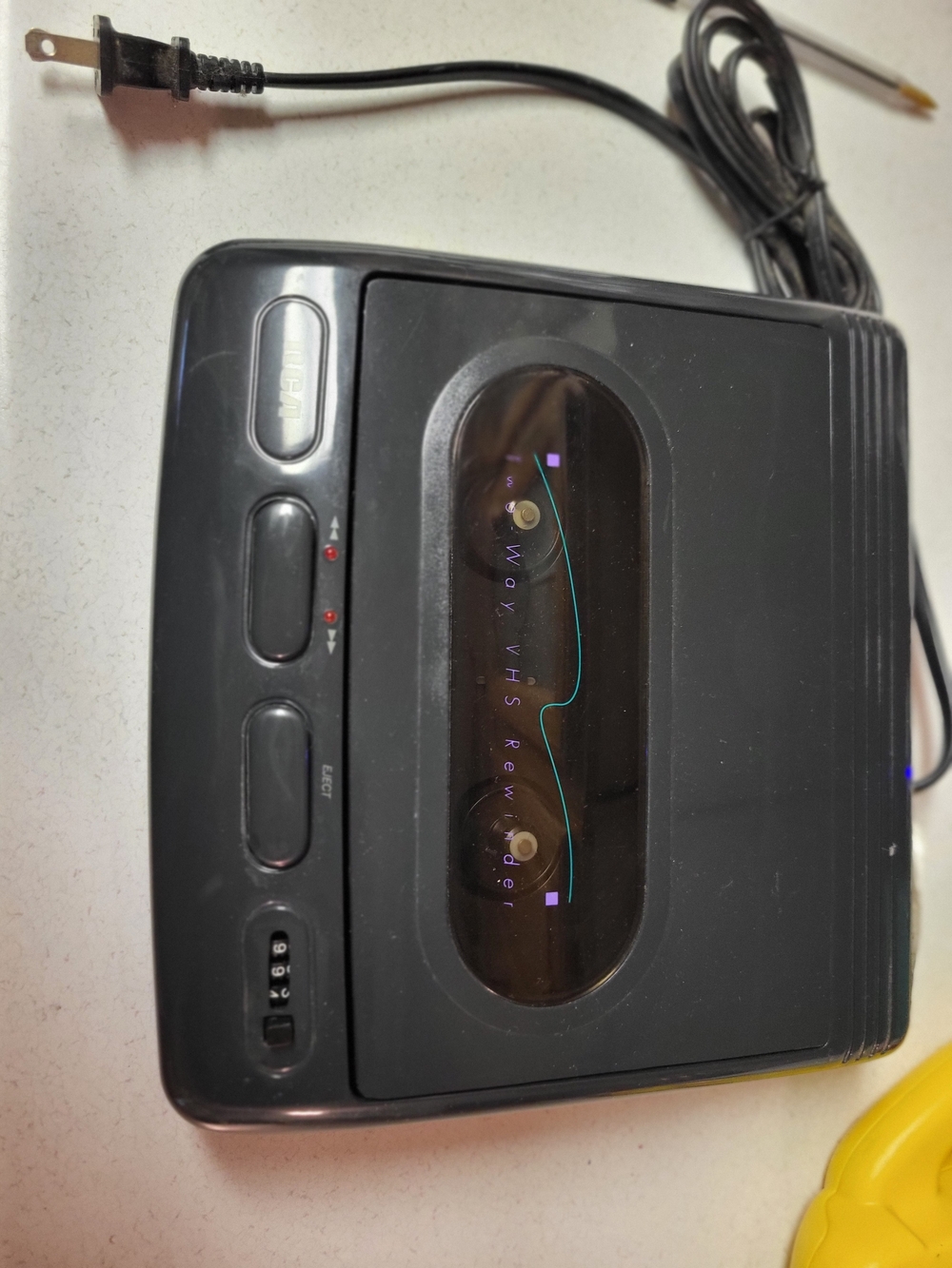 Vintage RCA Two Way VHS Video Tape Rewinder Model UVR-2Q Rewinder Tested Works